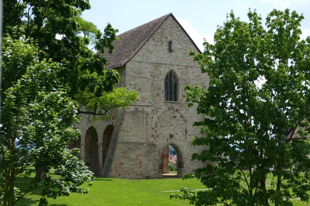 Sonderführung zum Thema Architektur im Kloster Lorsch